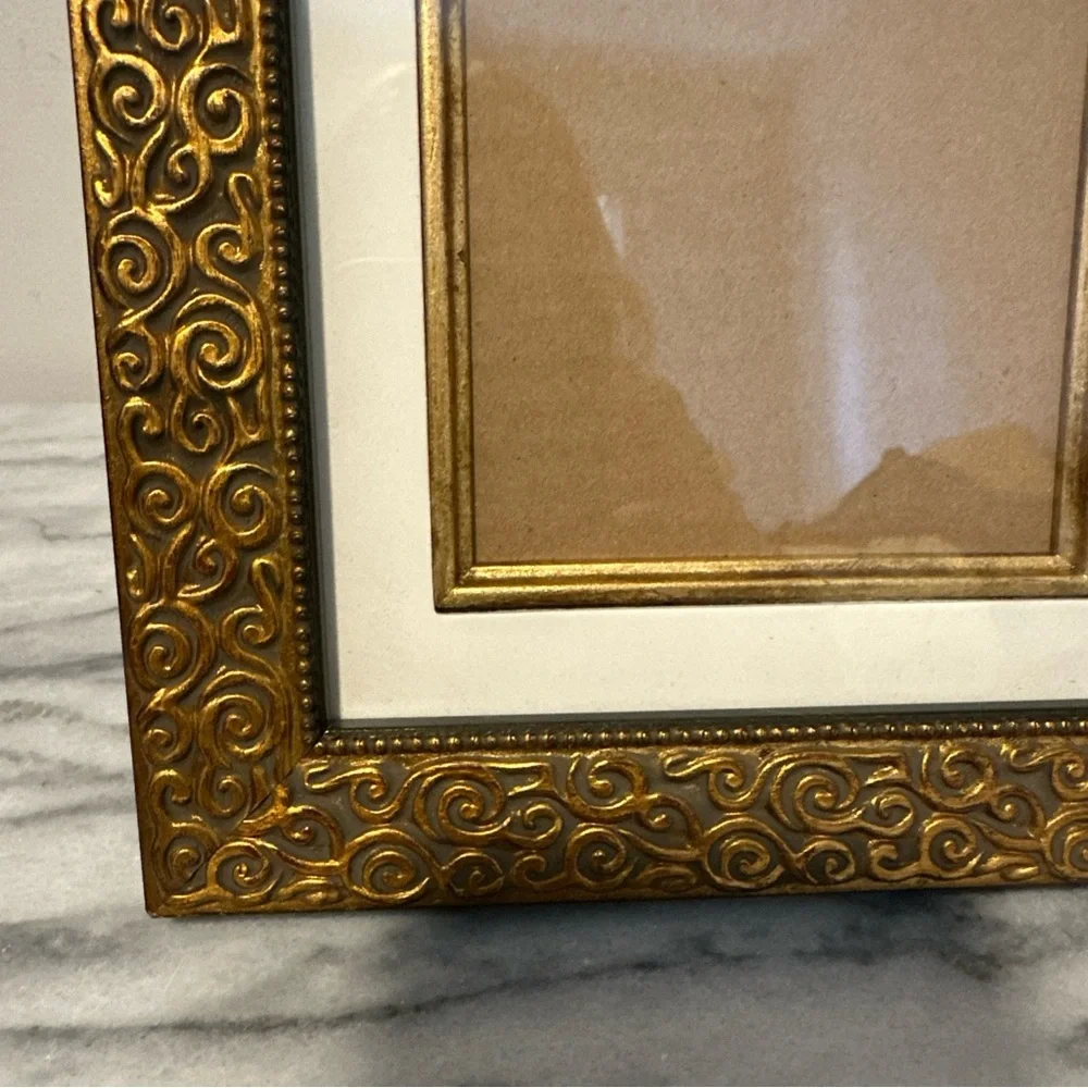 Ornate Gold Swirl Picture Frame box style fits 4x4” photo